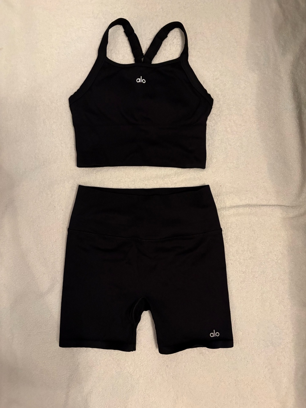 ALO Women’s 5" Seamless Ribbed Favorite Shorts and Tank